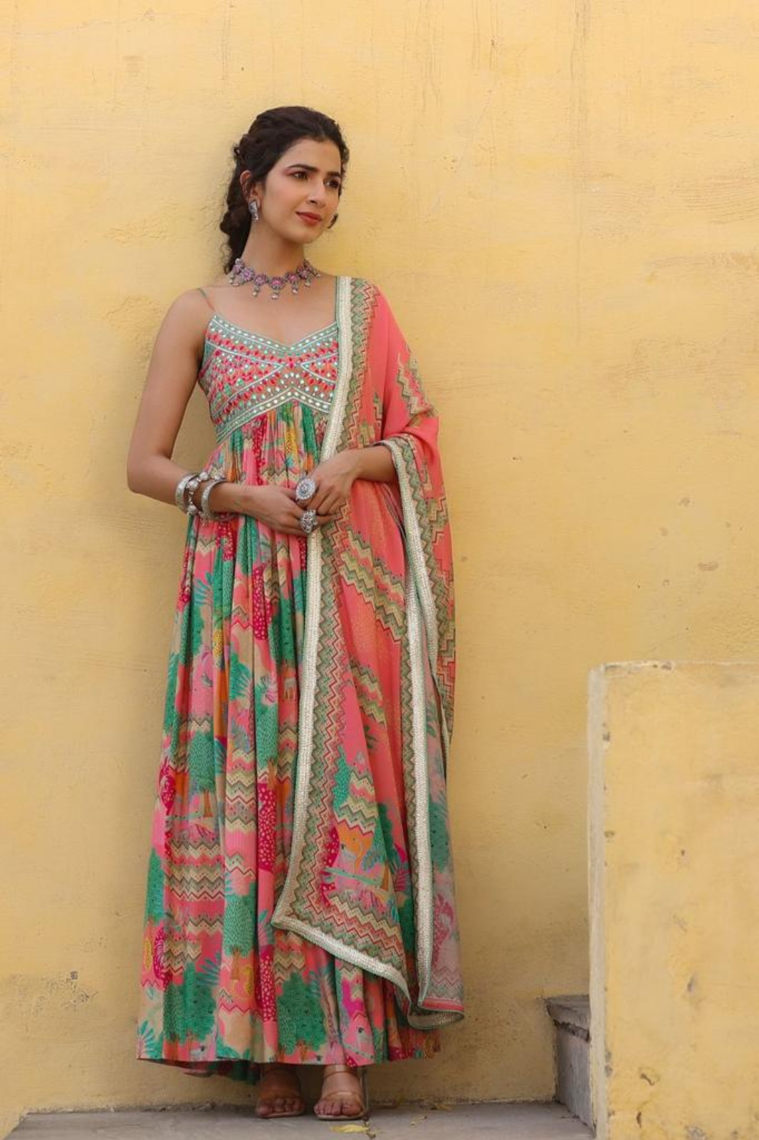 Alia Bhatt Looks Radiant In A Pastel-Hued Kurta; Guess How Much It Costs? -  News18